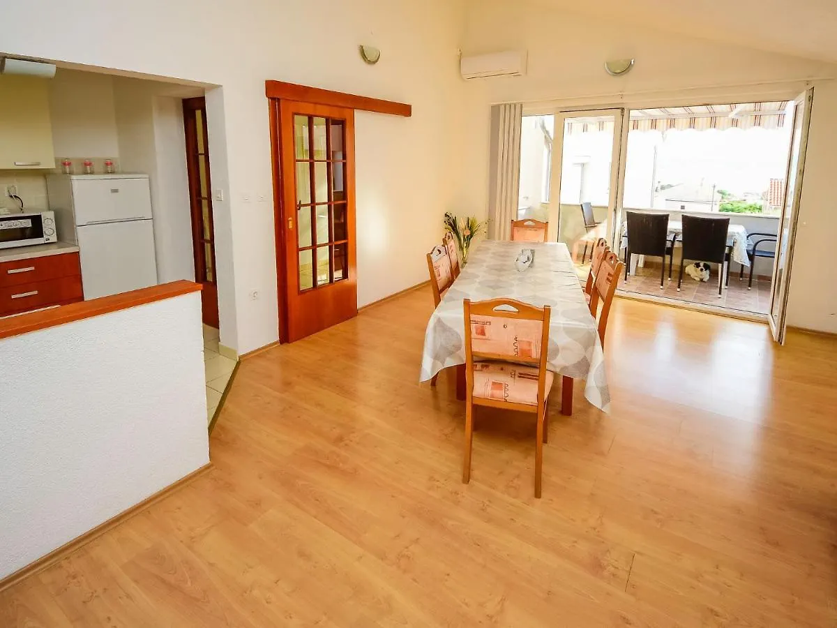 Apartment Pusa By Interhome Sveti Filip i Jakov 0*,